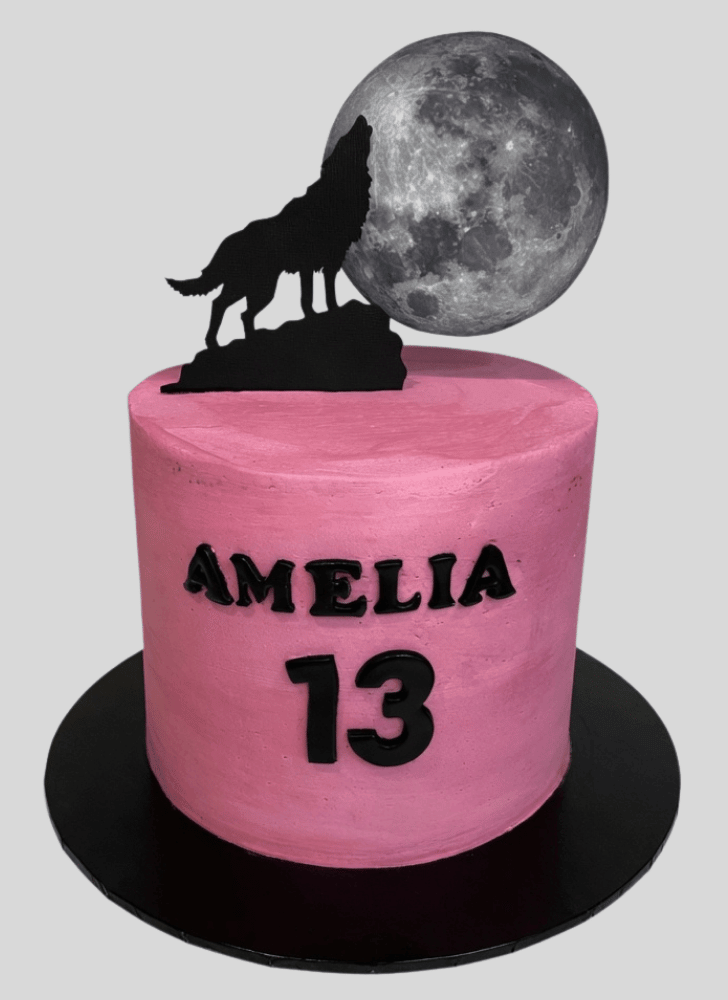 Lovely Wolf Cake Design
