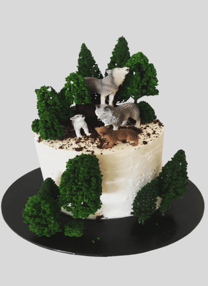 Stunning Wolf Cake