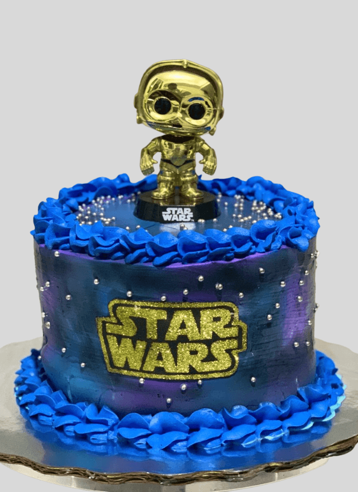 Beauteous C-3PO Cake