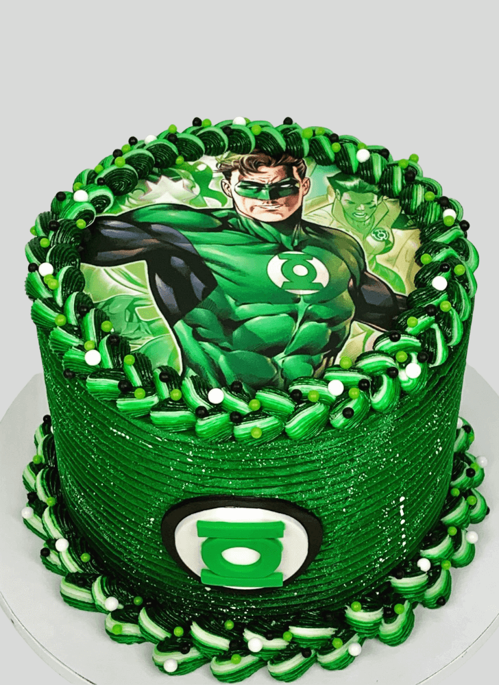 Beauteous Green Lantern Cake
