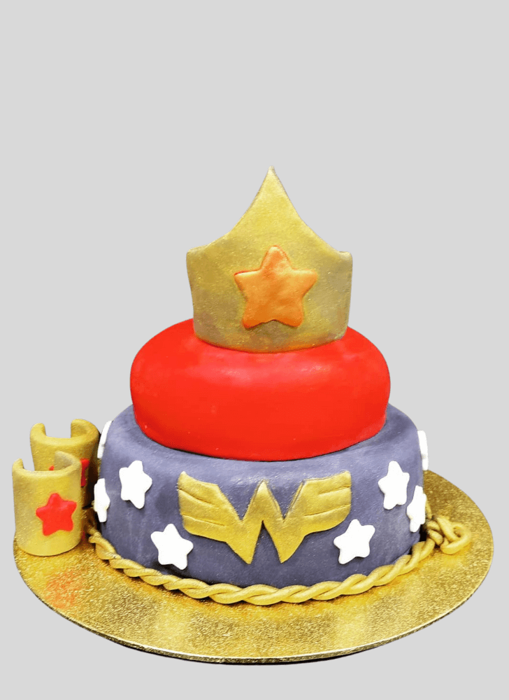 Grand Wonder Woman Cake