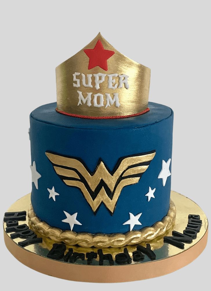 Mesmeric Wonder Woman Cake