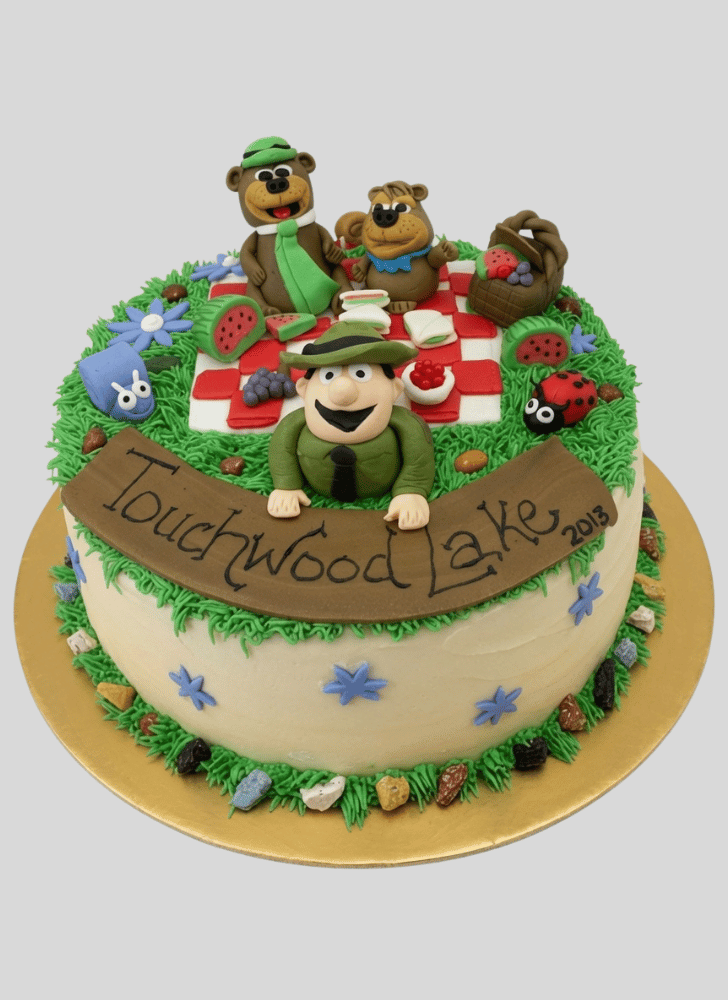Adorable Yogi Bear Cake