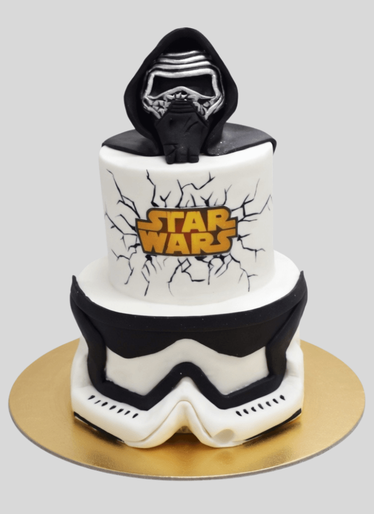 Alluring Captain Phasma Cake