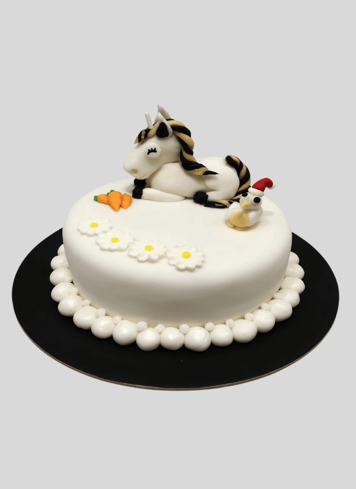 Inviting Horse Cake