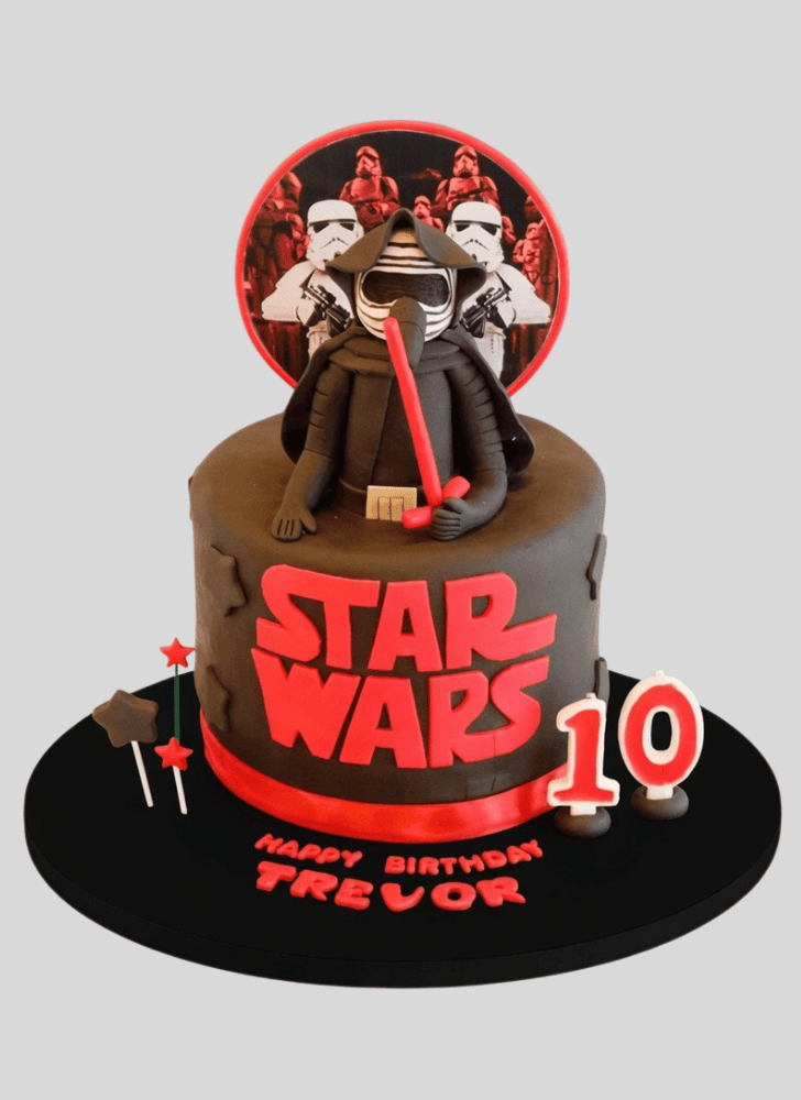 Exquisite Kylo Ren Cake