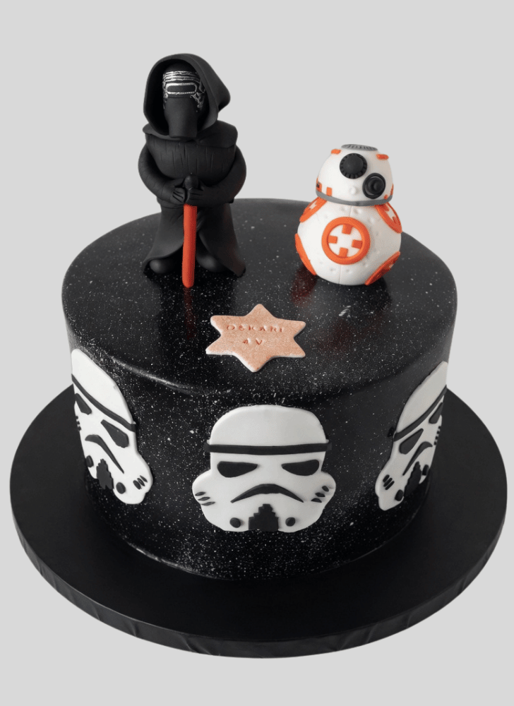 Ravishing Kylo Ren Cake