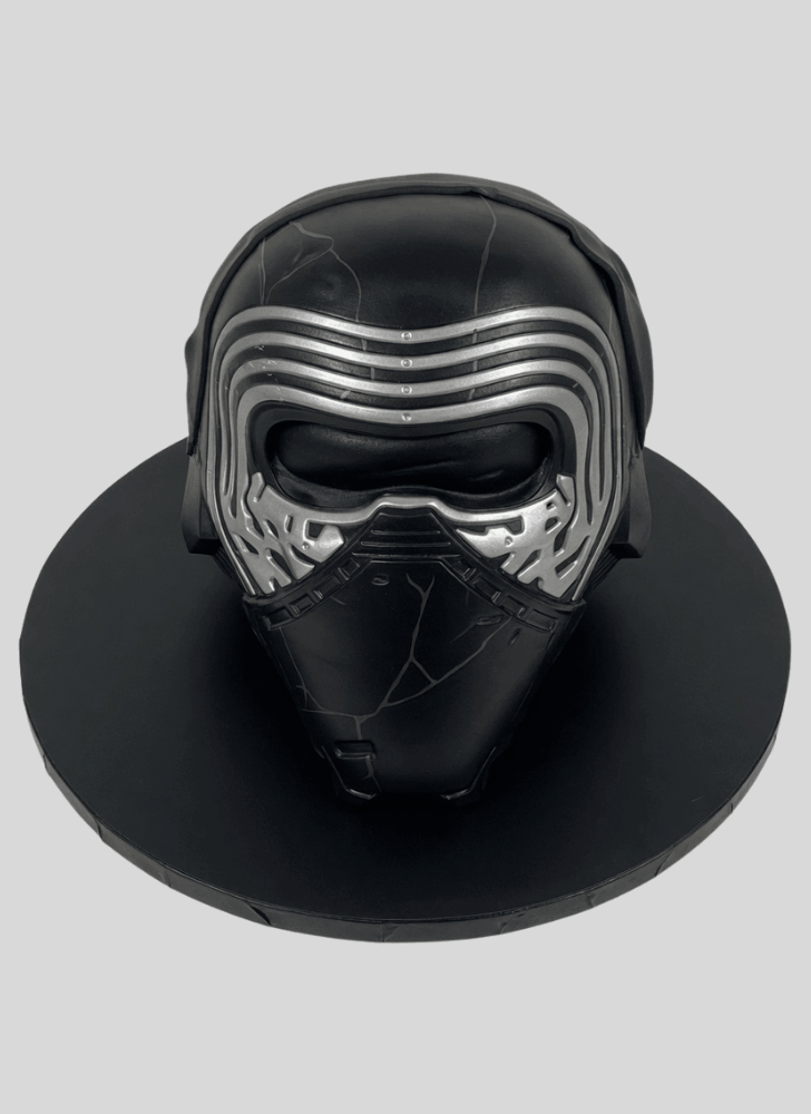 Slightly Kylo Ren Cake