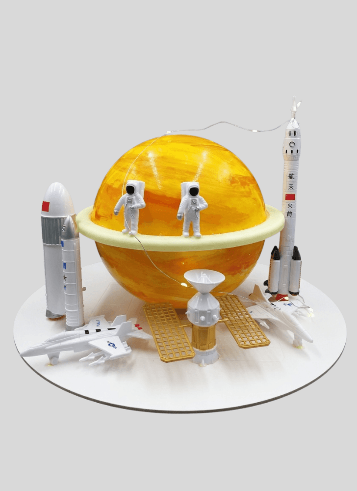 Charming Mars Cake