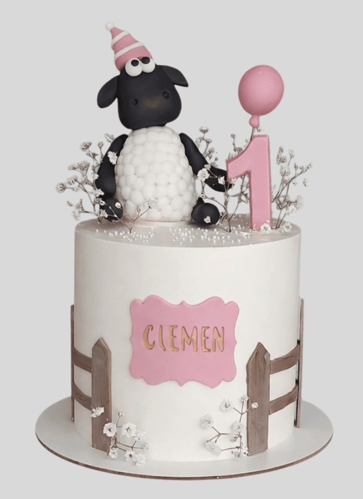 Ravishing Sheep Cake