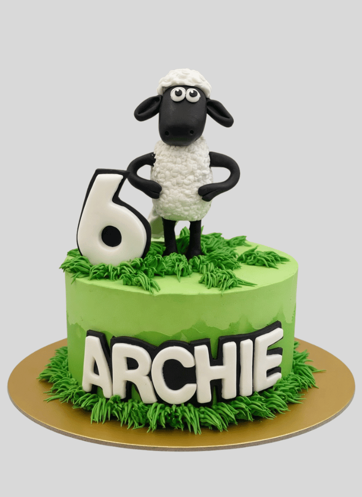 Shapely Sheep Cake