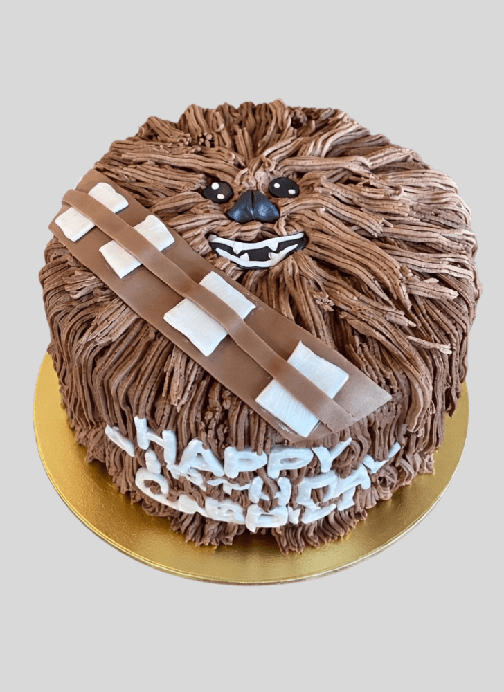 Shapely Chewbacca Cake