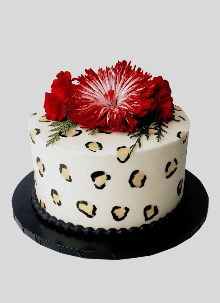 Fine Leopard Cake