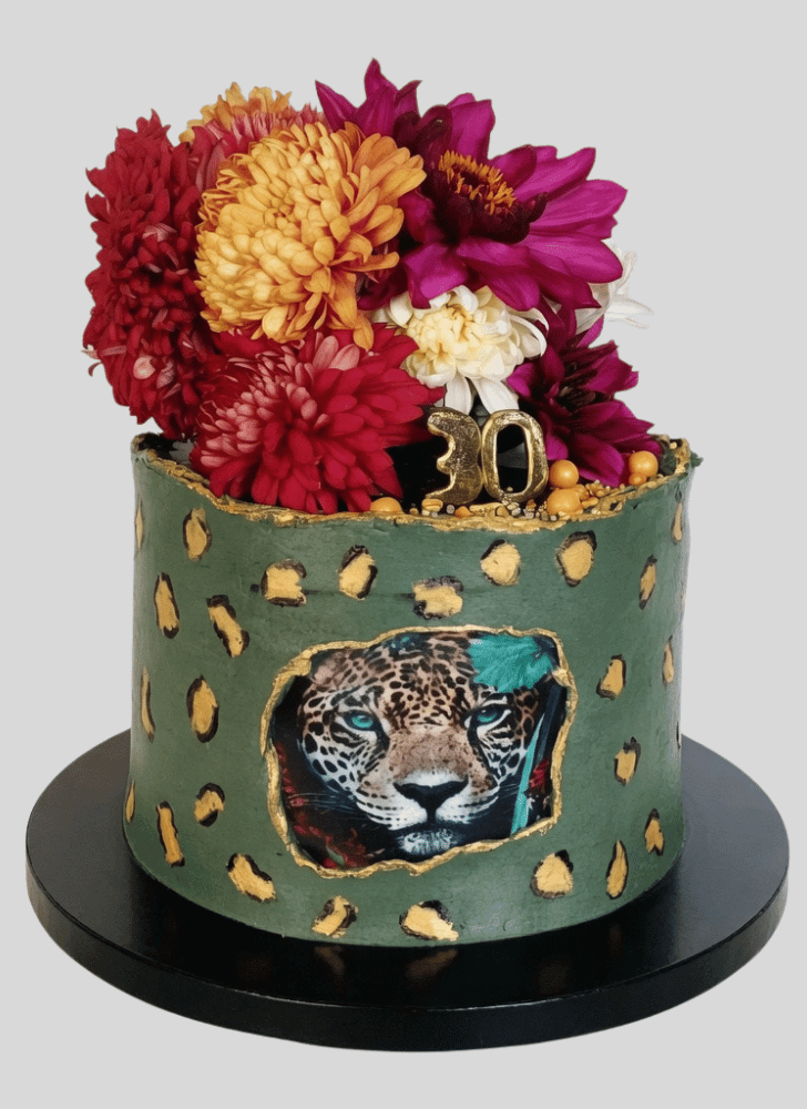 Shapely Leopard Cake