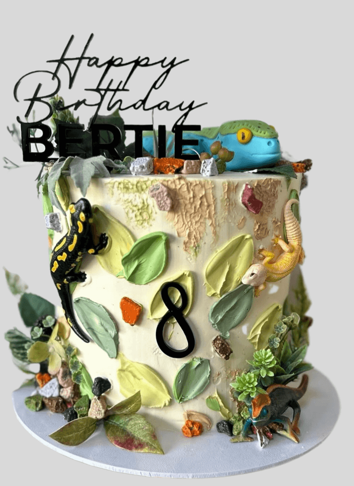 Alluring Lizard Cake