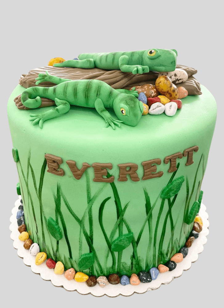 Angelic Lizard Cake