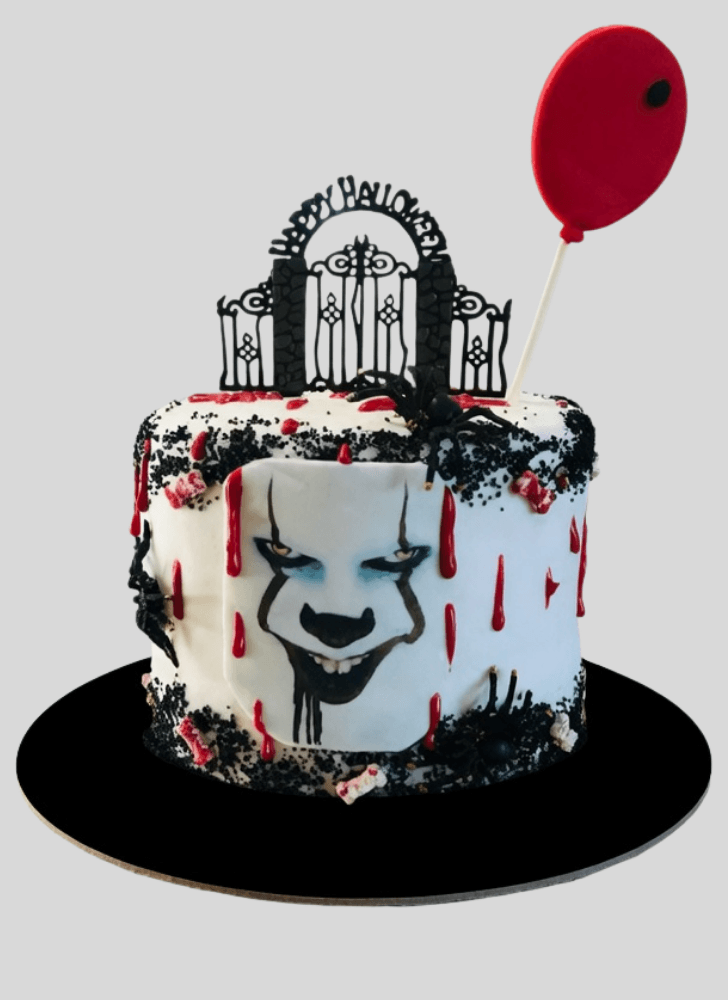 Cute Pennywise Cake
