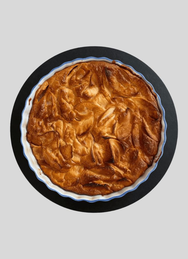Magnetic Apple Cake