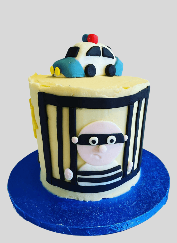 Captivating Thief Cake