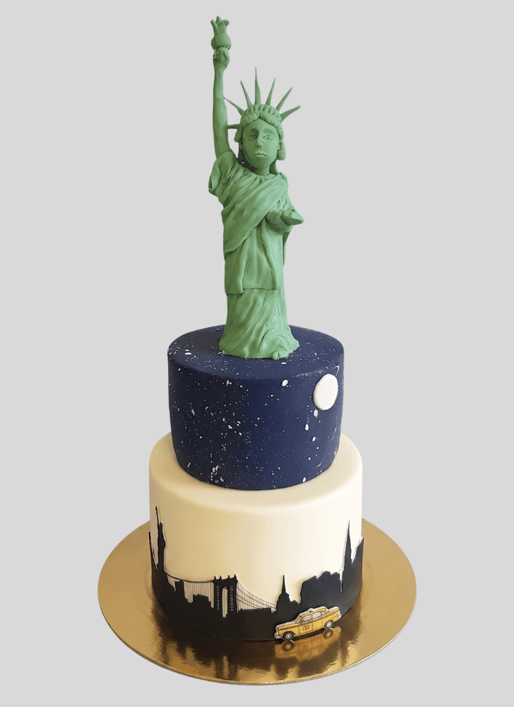 Alluring Statue of Liberty Cake