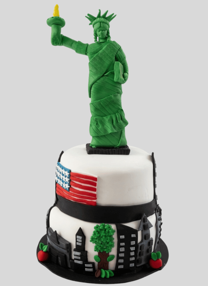 AnStatue of Libertyic Statue of Liberty Cake