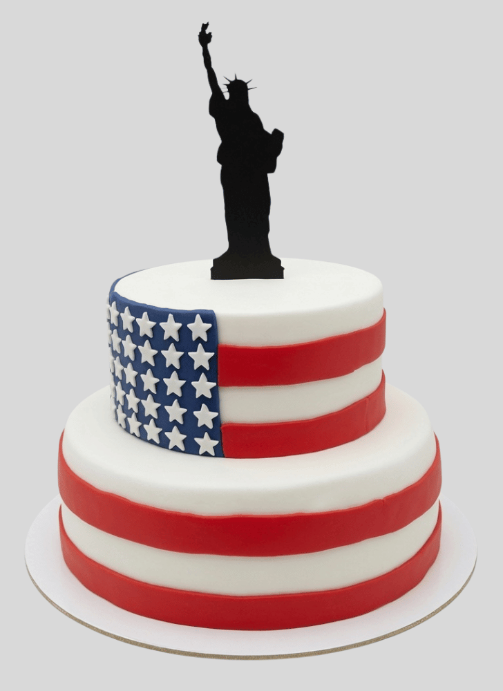 Captivating Statue of Liberty Cake
