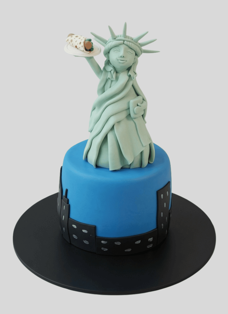 Cute Statue of Liberty Cake