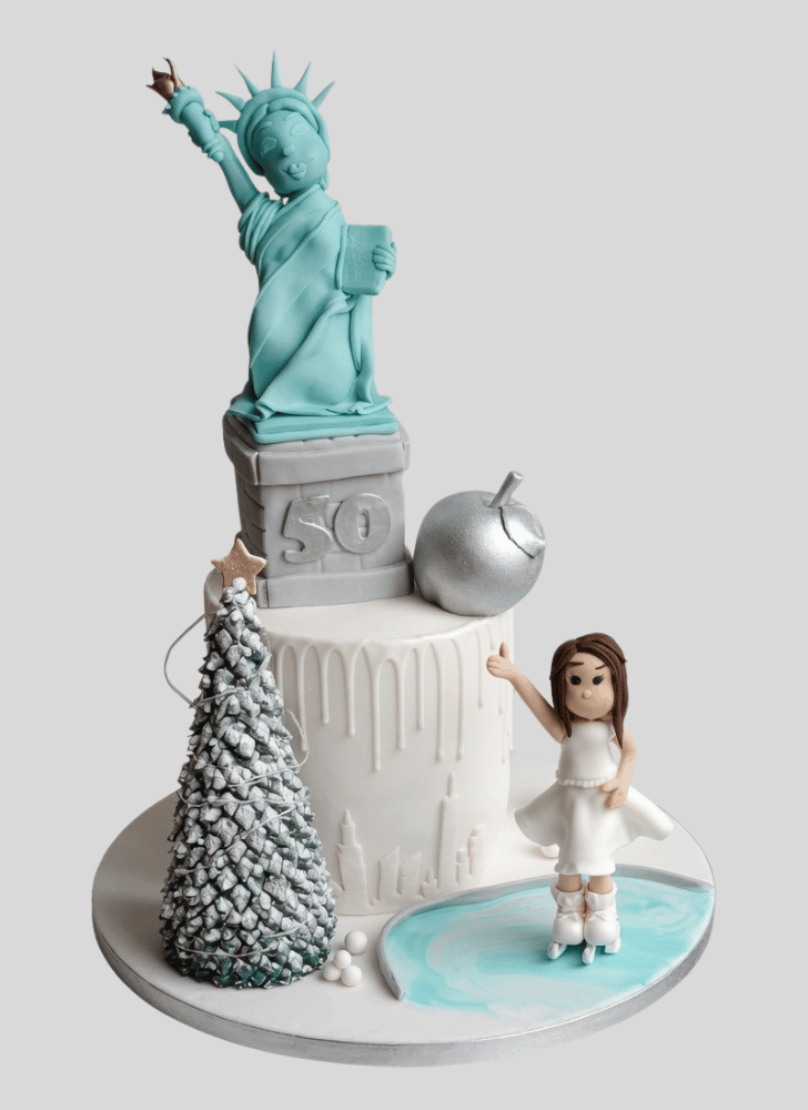 Gorgeous Statue of Liberty Cake