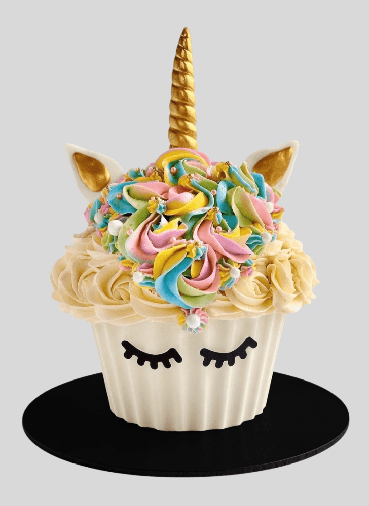 Cute Unicorn Cake