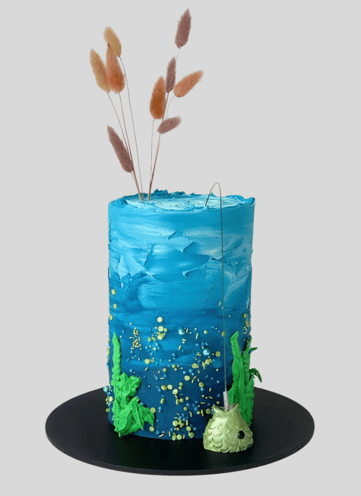 Good Looking Water Cake
