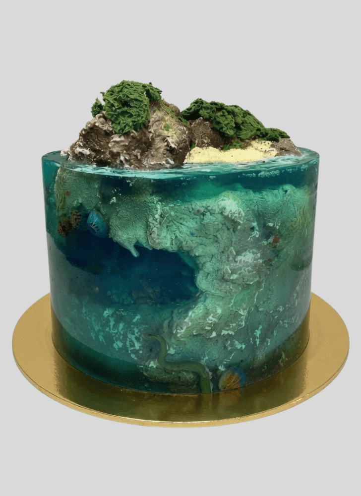 Graceful Water Cake