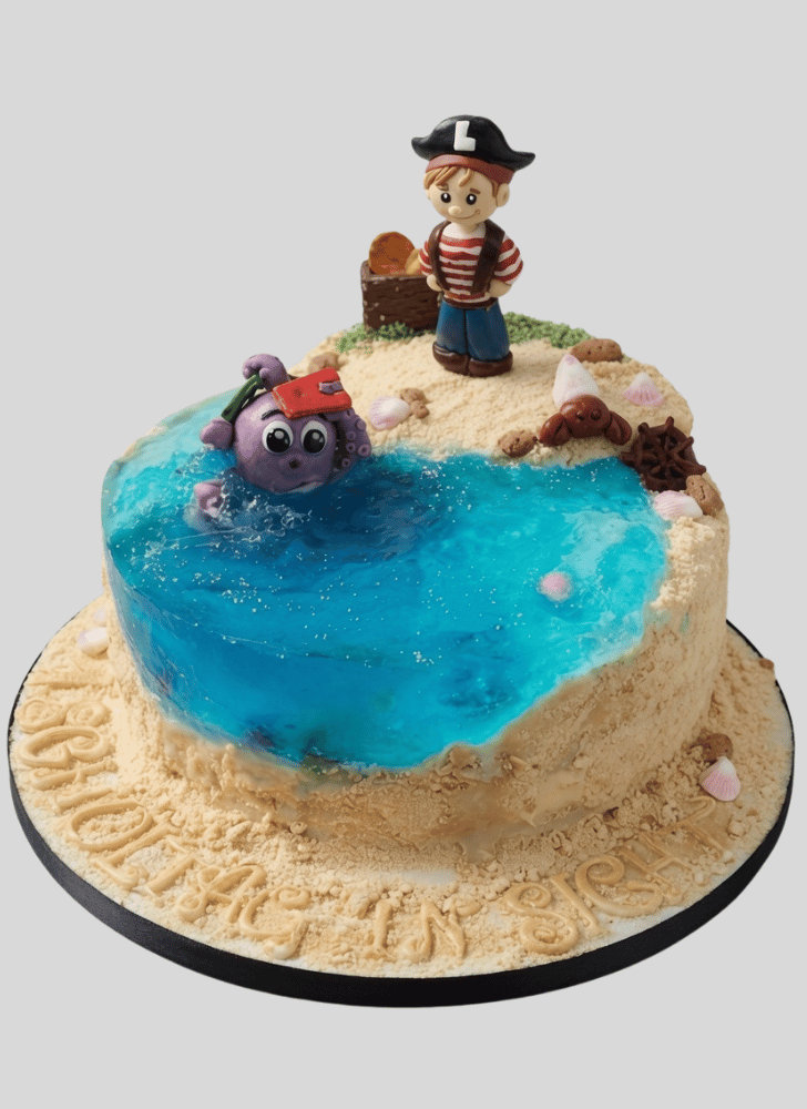 Resplendent Water Cake