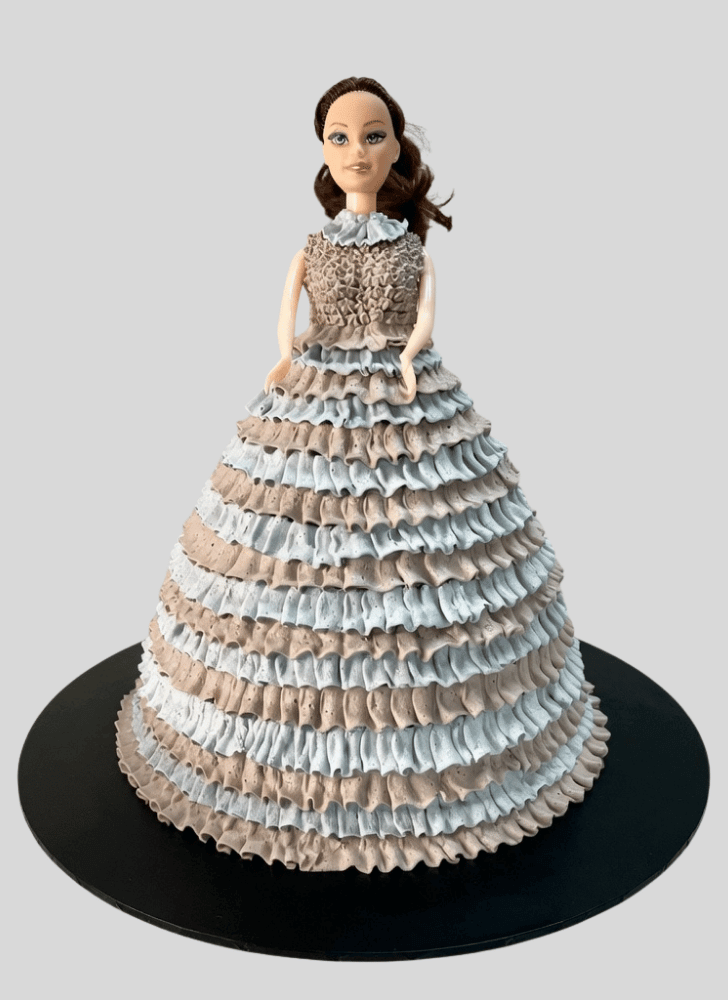 Exquisite Barbie Cake