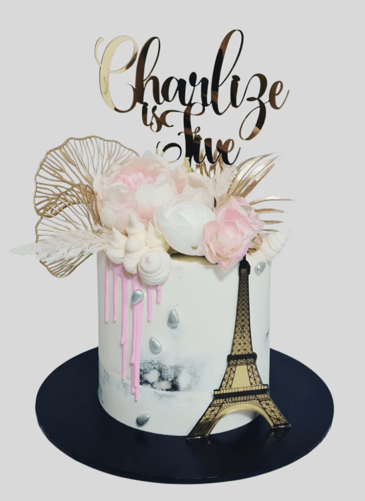 Comely Paris Cake