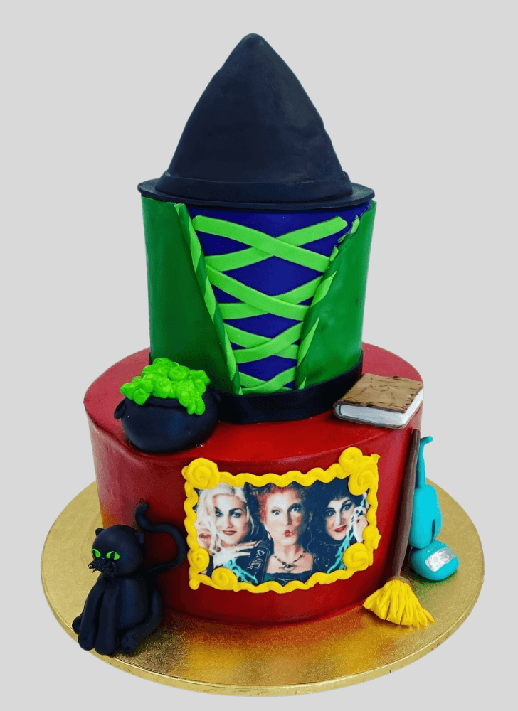 Marvelous Hocus Pocus Cake