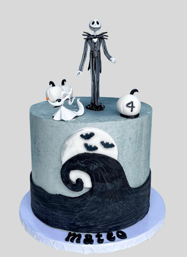Splendid Jack Skellington Cake
