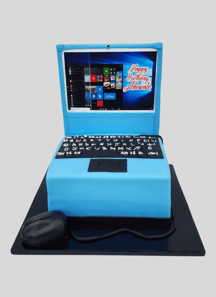 Grand Laptop Cake