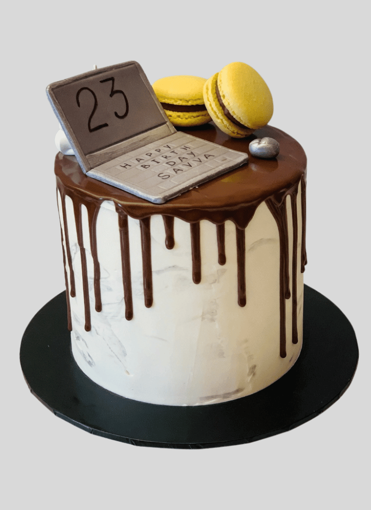 Magnetic Laptop Cake