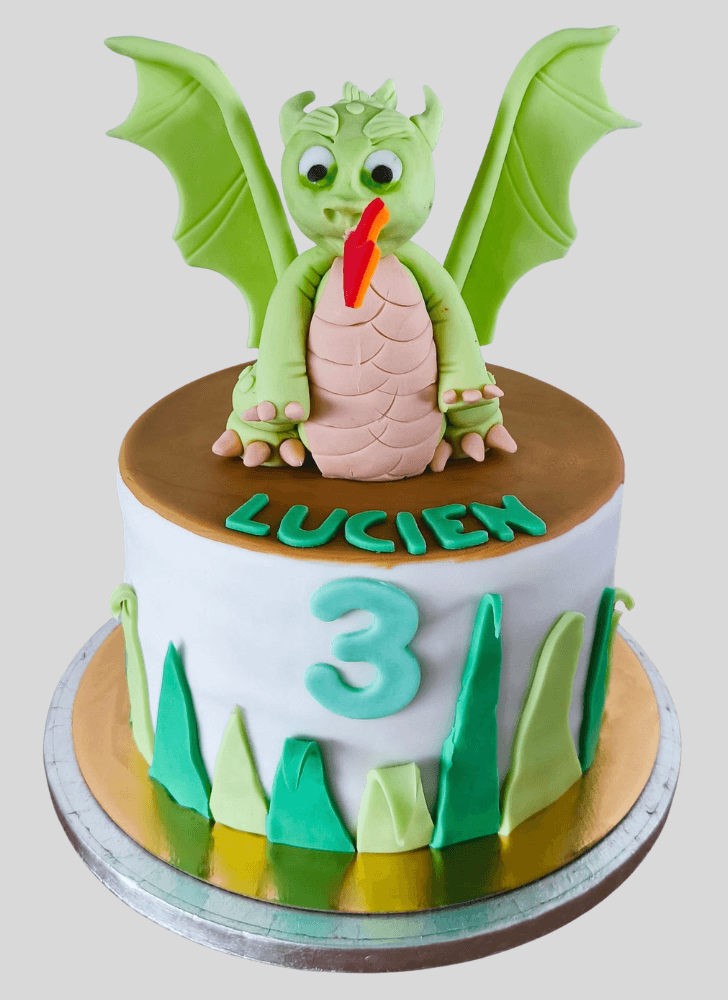 Fetching Petes Dragon Cake