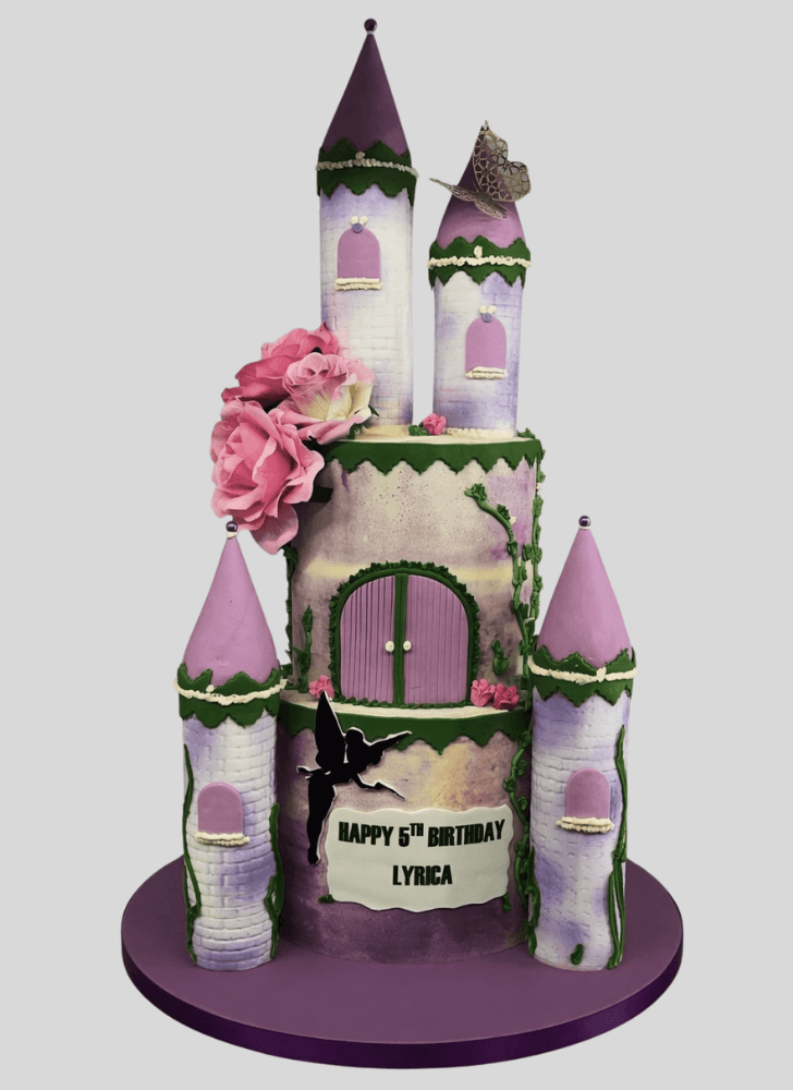 Pleasing Castle Cake