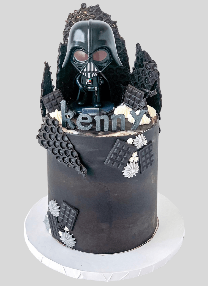 Fair Darth Vader Cake