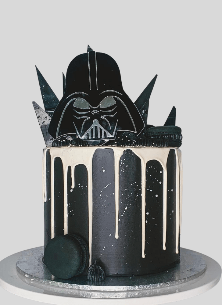 Inviting Darth Vader Cake