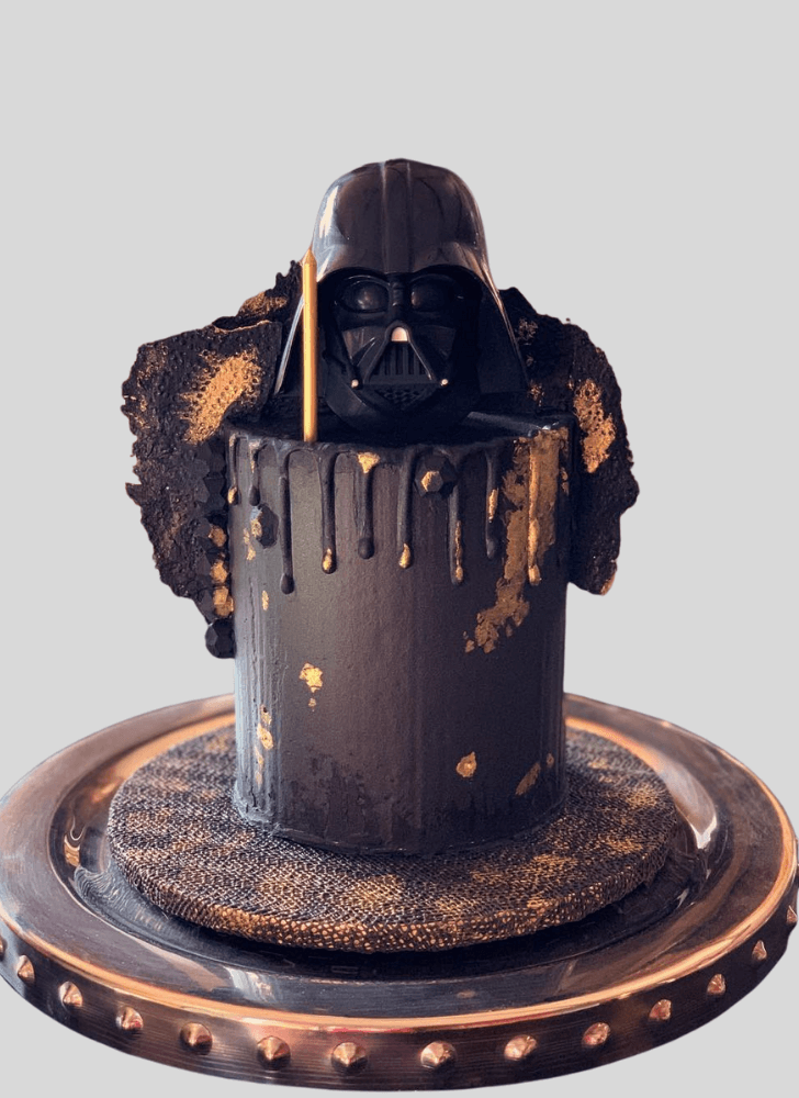 Magnetic Darth Vader Cake