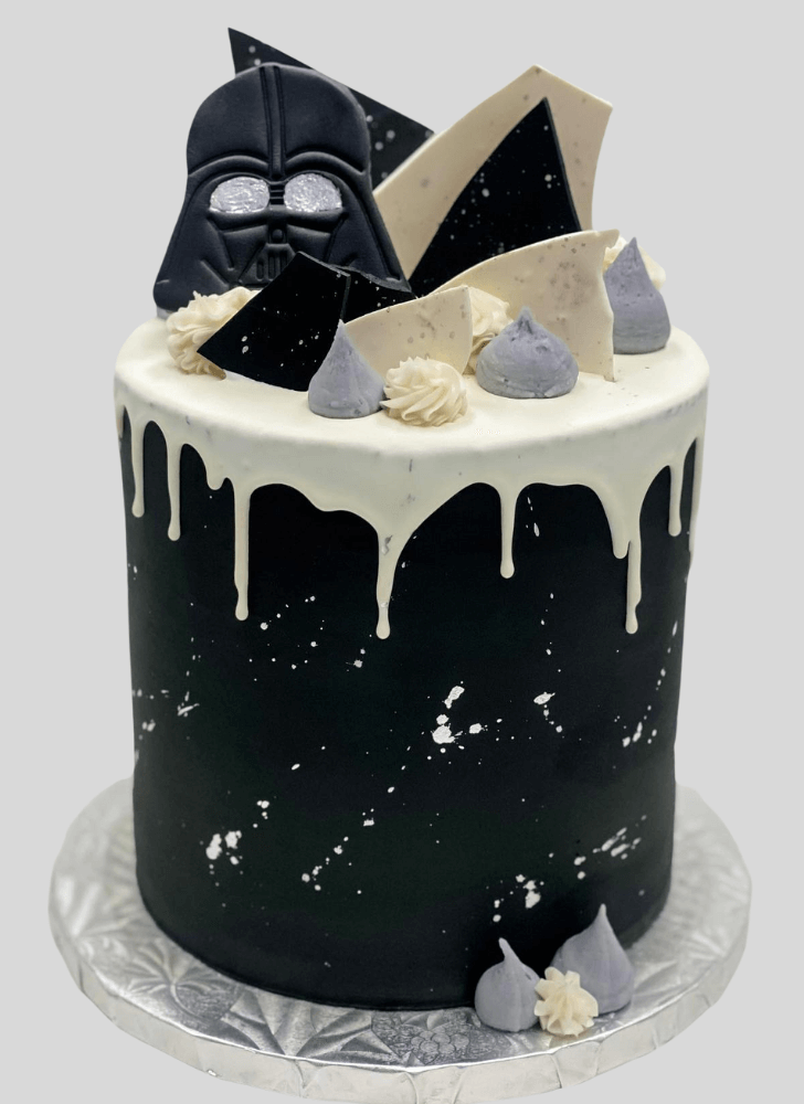 Ravishing Darth Vader Cake