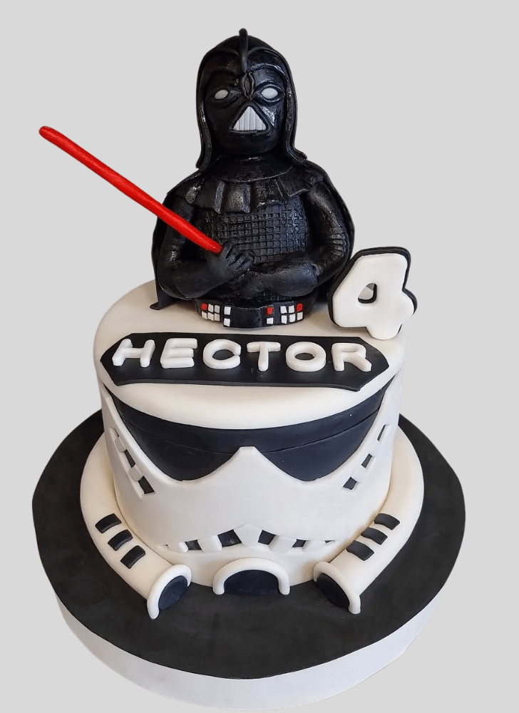 Wonderful Darth Vader Cake Design