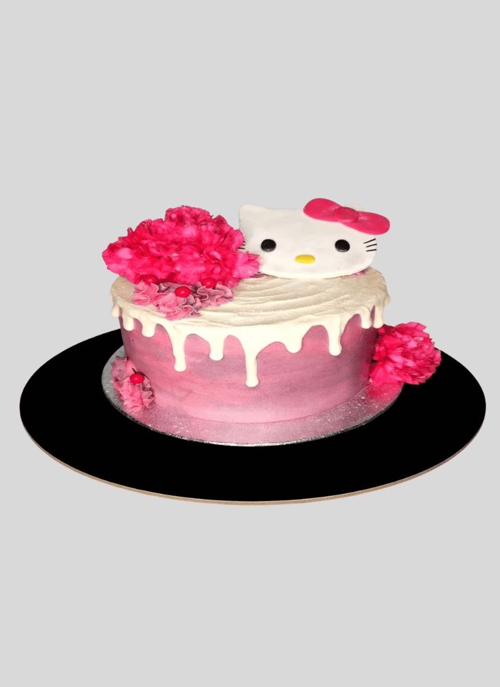 Grand Hello Kitty Cake