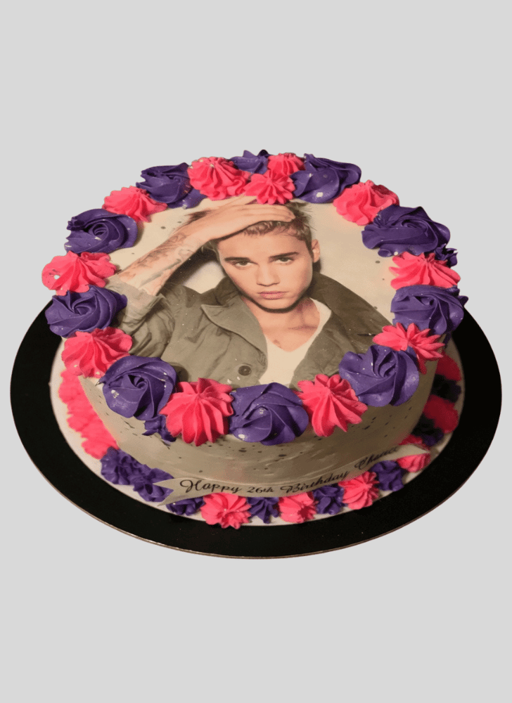 Admirable Justin Bieber Cake Design