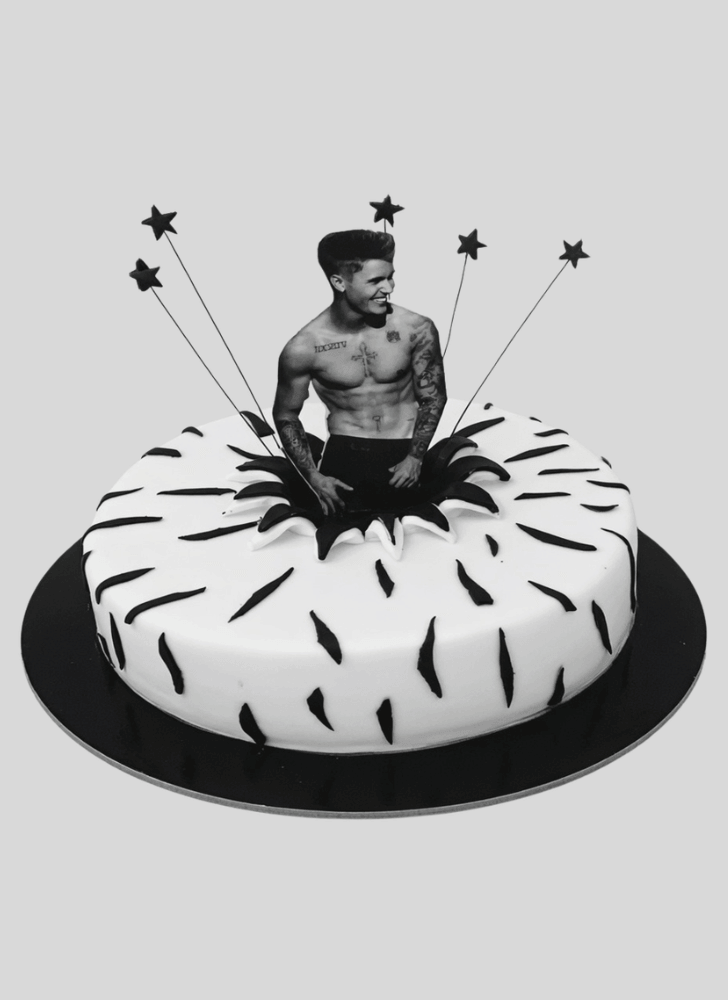 Beauteous Justin Bieber Cake