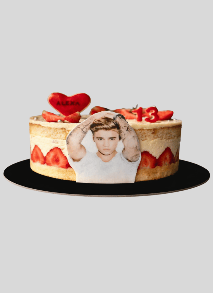 Charming Justin Bieber Cake