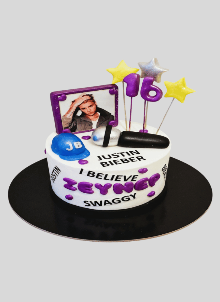 Fetching Justin Bieber Cake